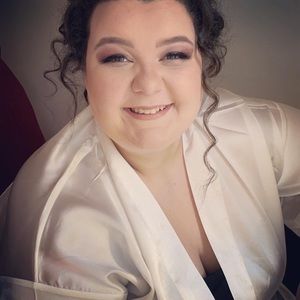 Meet your Posher, Reagan